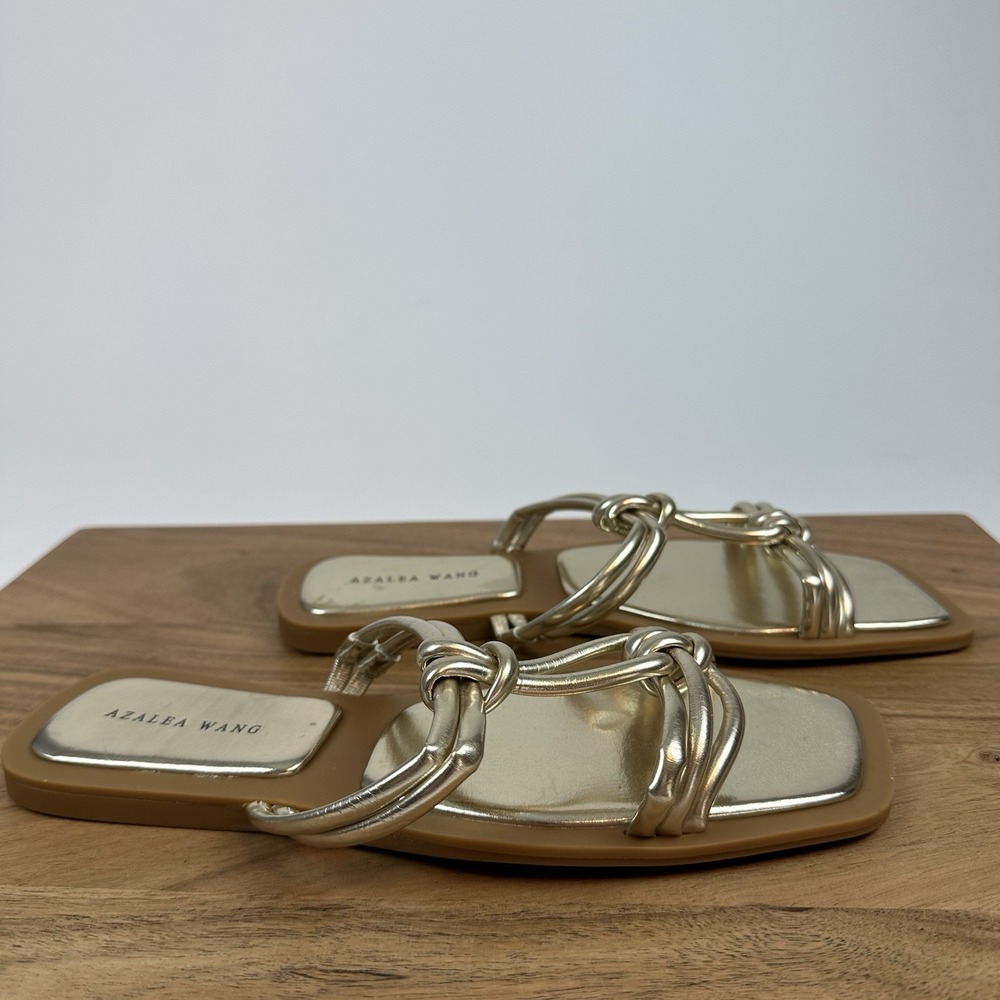 New NWOB Womens Azalea Wang Stetson Gold Metallic Leather Slides Sandals Size‎ 8